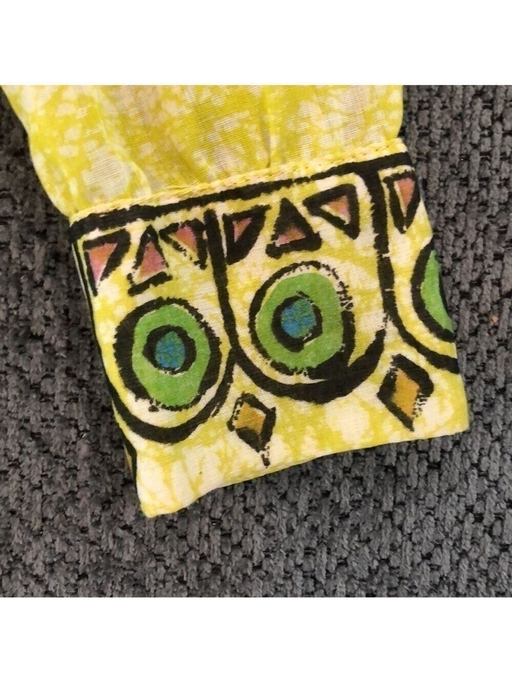 𝅺VINTAGE yellow blouse with colorful bird. Wearable art unique Size 3/4 - Picture 6 of 11